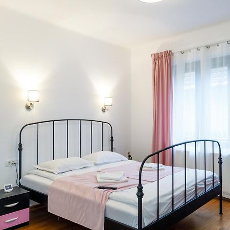 Apartament Modern Брашов Экстерьер фото