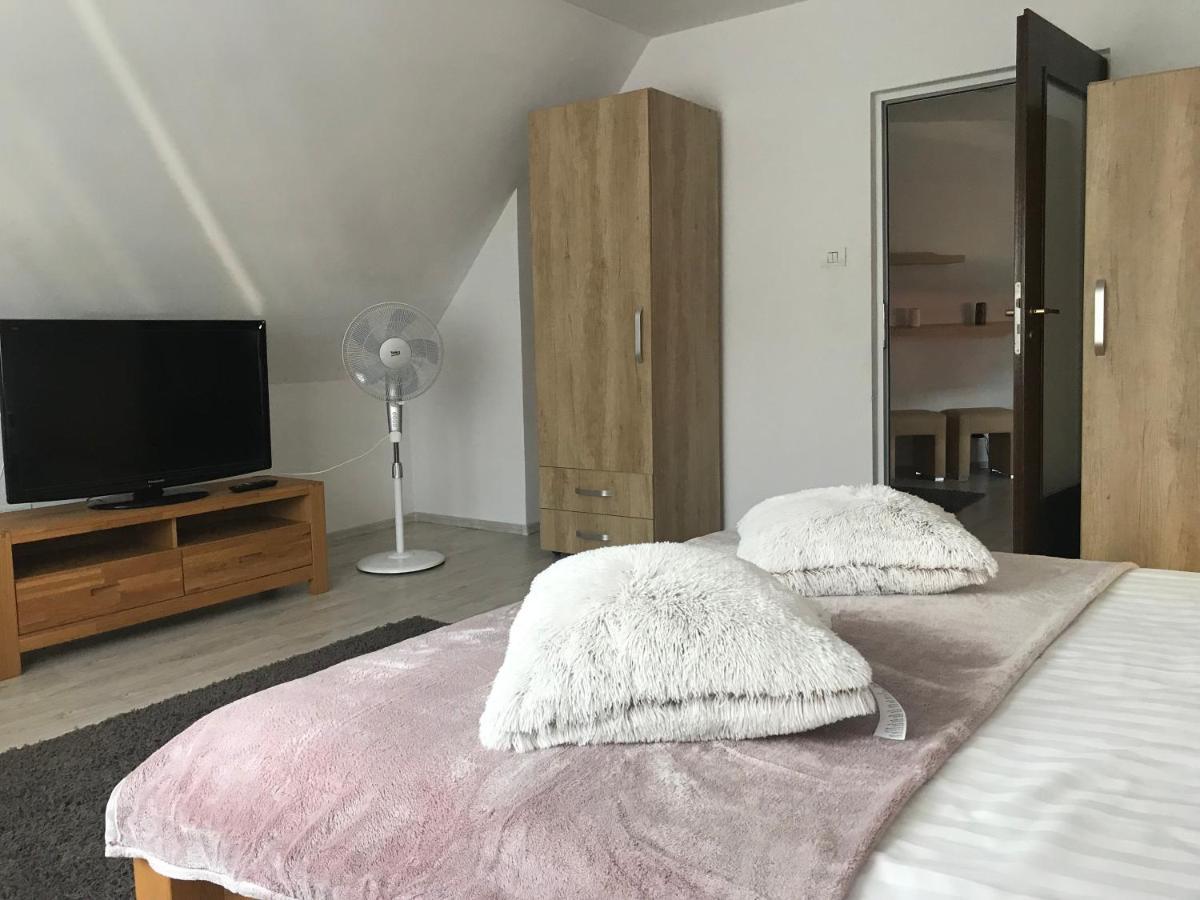 Apartament Modern Брашов Экстерьер фото