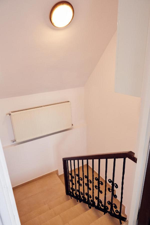 Apartament Modern Брашов Экстерьер фото