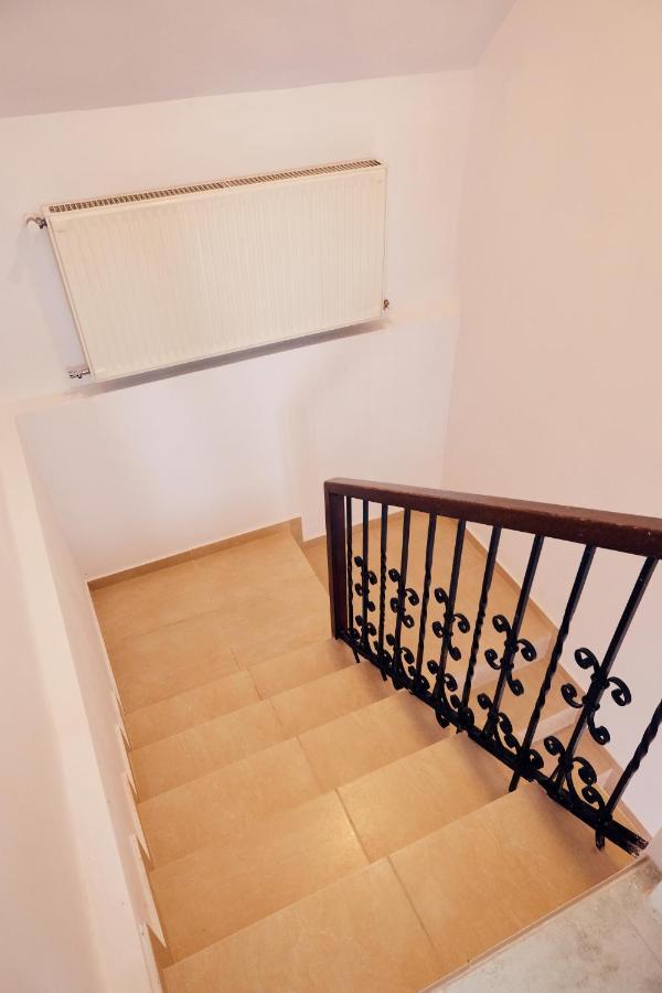 Apartament Modern Брашов Экстерьер фото