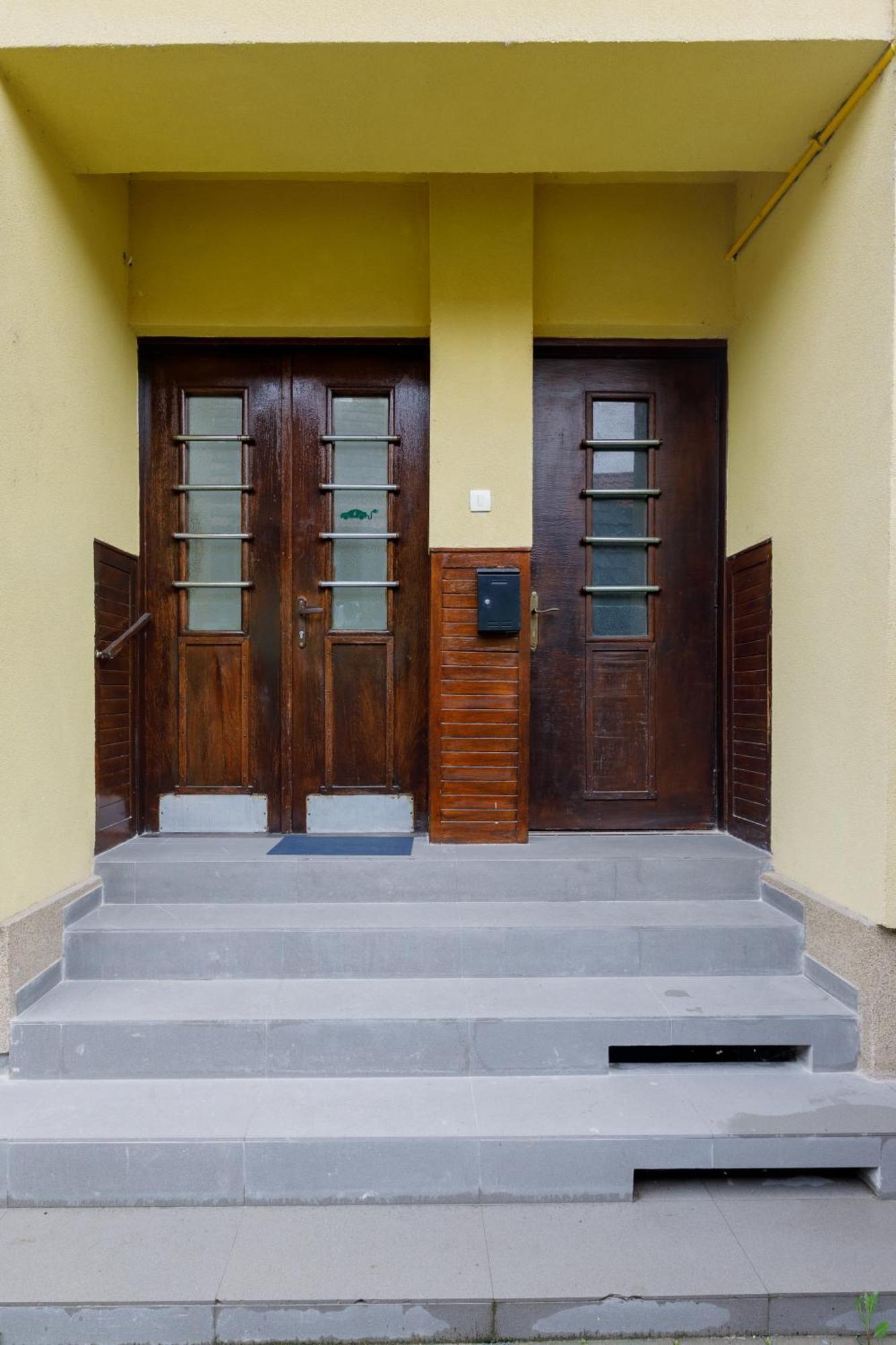 Apartament Modern Брашов Экстерьер фото