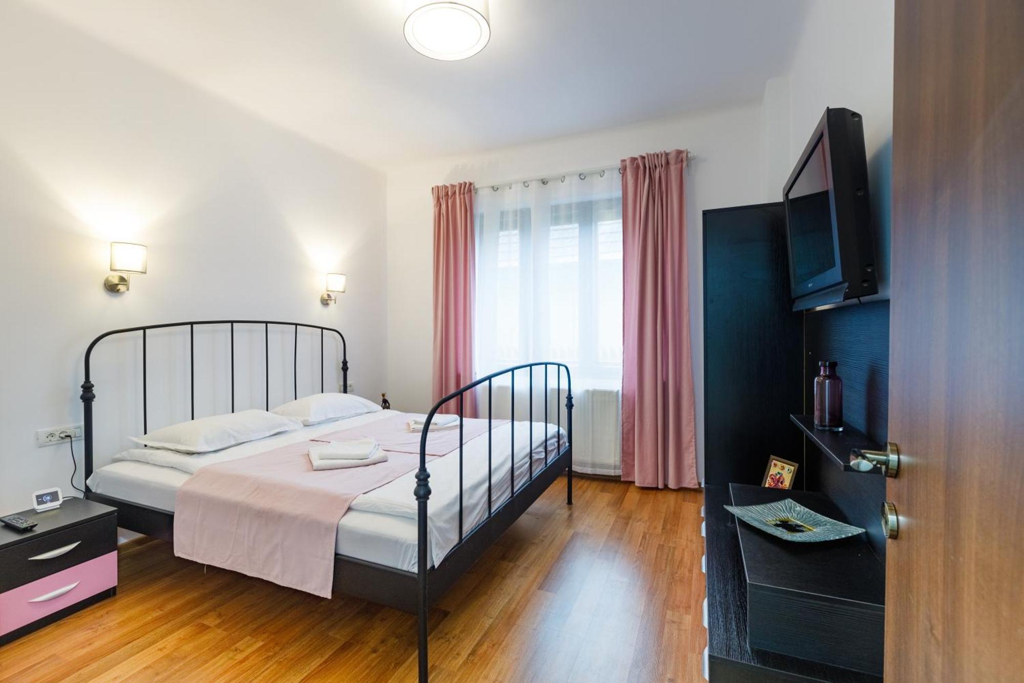 Apartament Modern Брашов Экстерьер фото