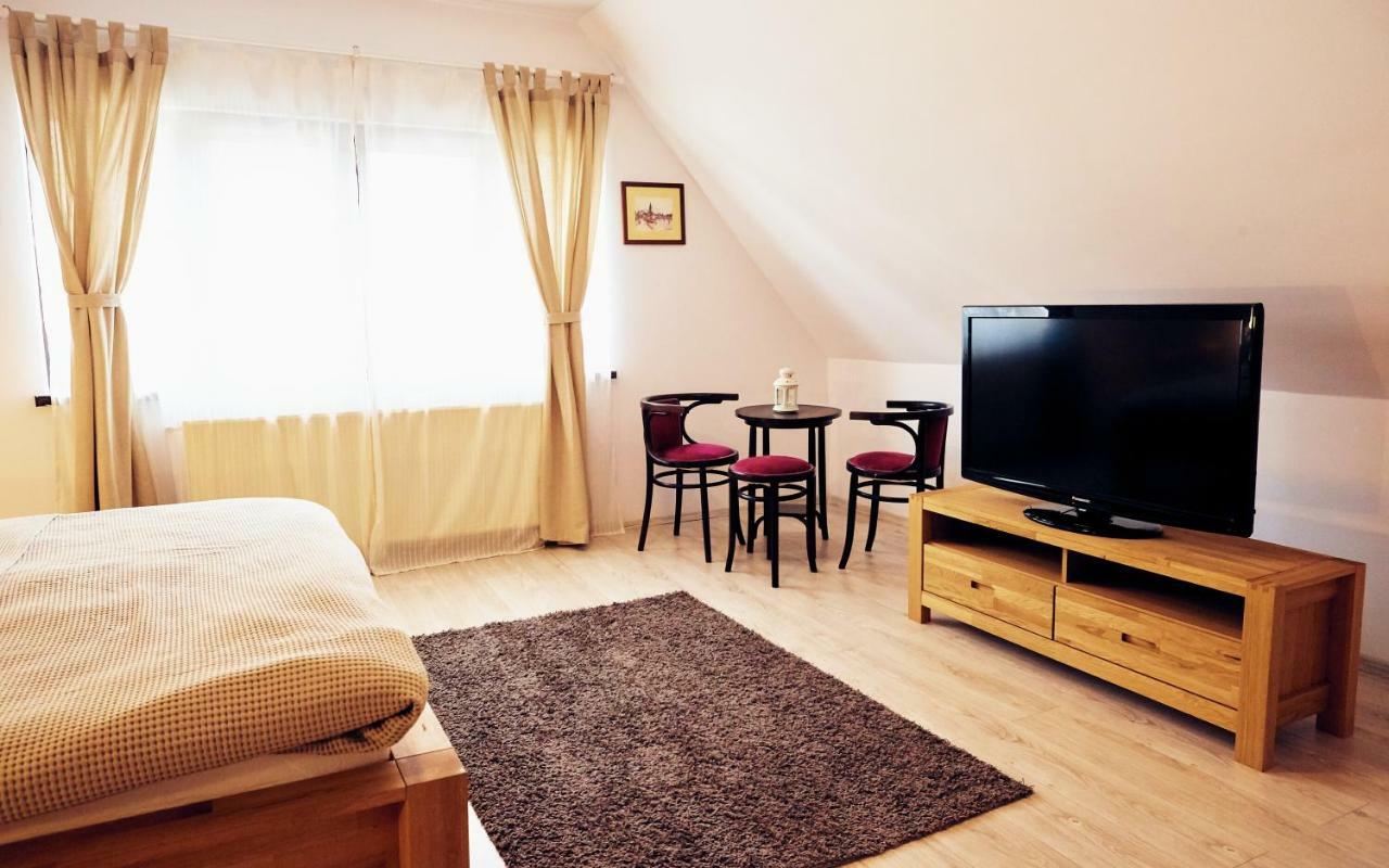 Apartament Modern Брашов Экстерьер фото